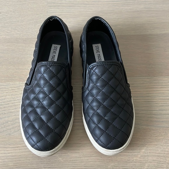 Steve Madden black faux leather sneakers - Picture 1 of 4